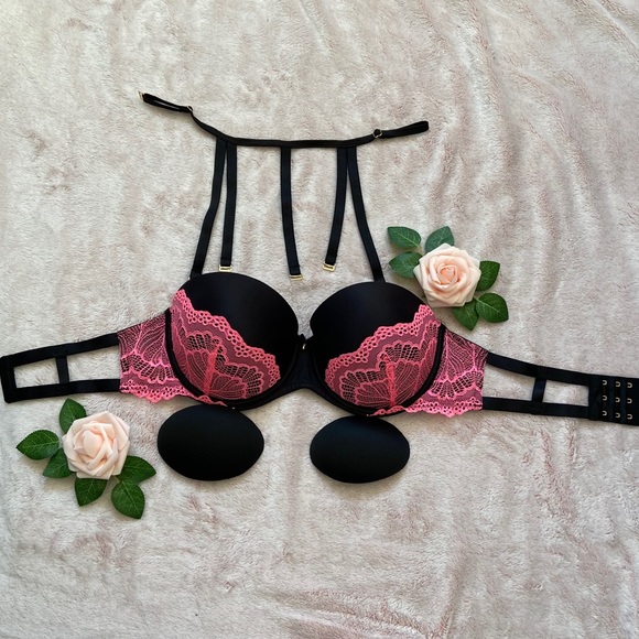 push up bra with removable pads and neck straps - Picture 2 of 2